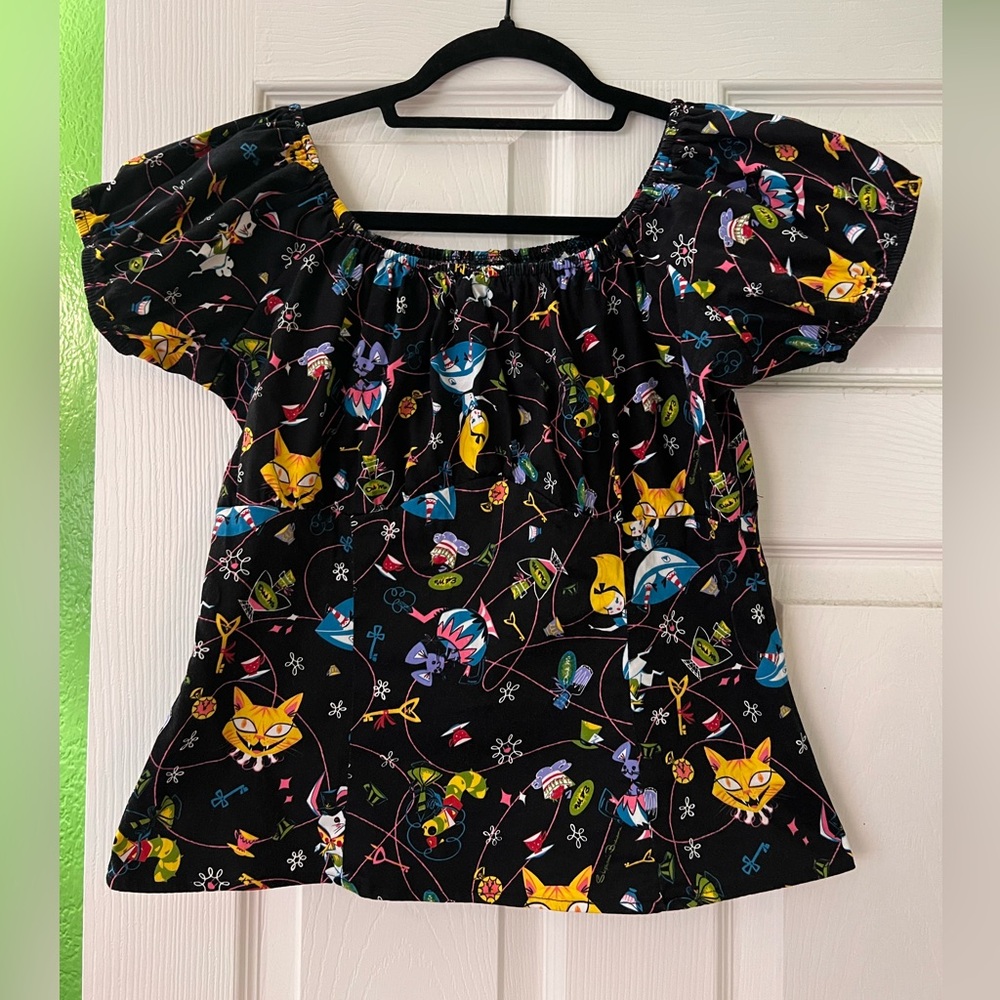 Pin Up Couture peasant top